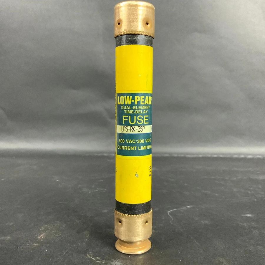 Used BUSSMANN LPS-RK-3SP LOW PEAK FUSE ($6 OBO) - REFURBISHED
