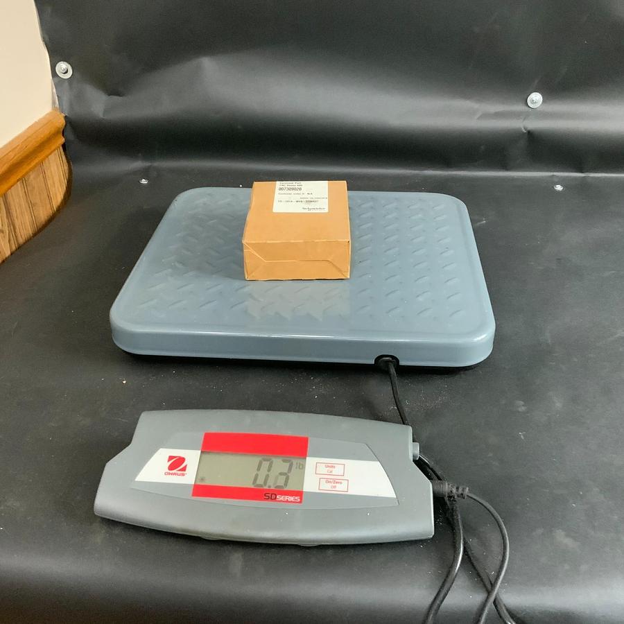 SCHNEIDER 007309020 TERMINAL PART ($30 OBO)