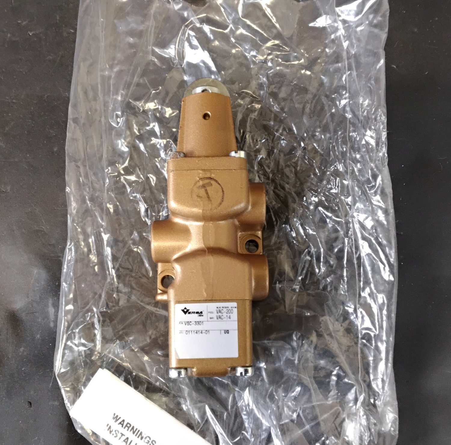 Used VZL-3301 - Versa 3 Way Pneumatic Directional Valve ($80 OBO)
