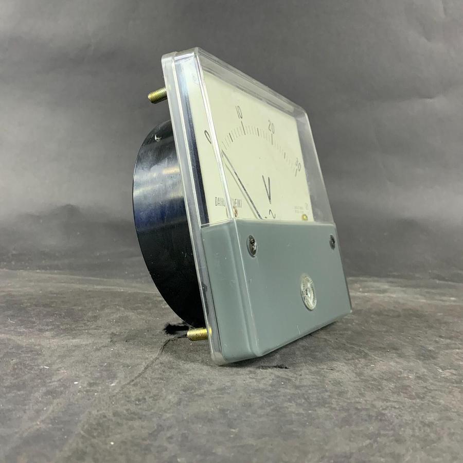 Used DAIICHI JIS-C-1102 PANEL MOTOR 0-30 ($35 OBO)