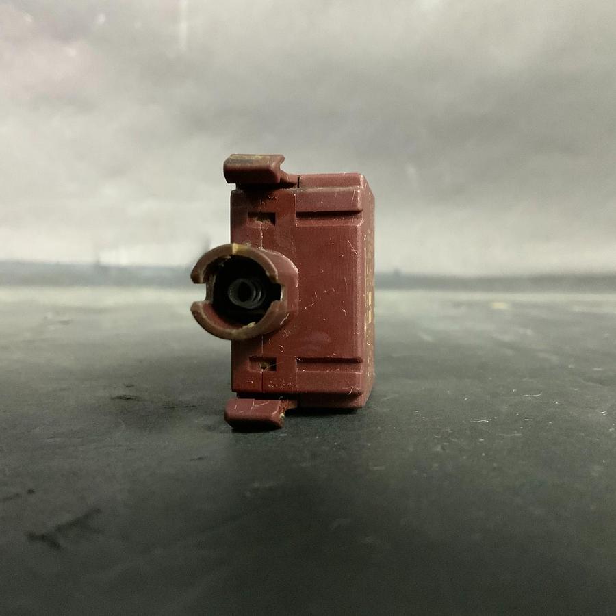 Used CEMA P9PTNVJ SWITCH PART LAMP MODULE ($15 OBO)