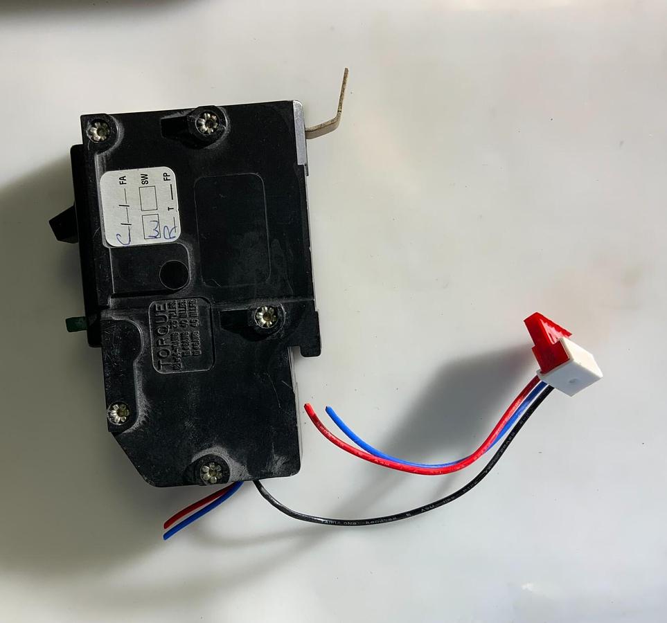 Used CUTLER HAMMER BABRP1020 ($19.99/EACH OBO)