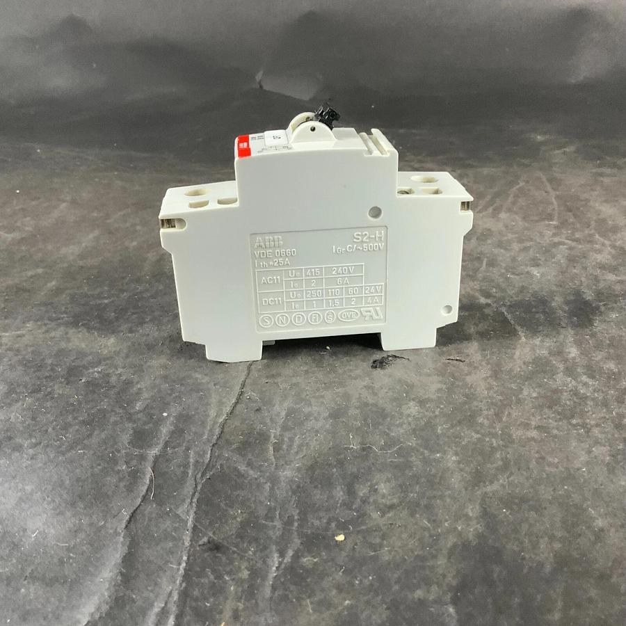 Used ABB S261 B10 CIRCUIT BREAKER ($10 OBO)