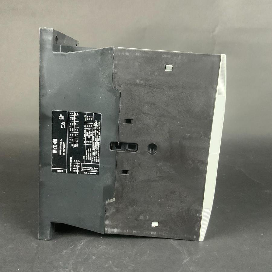 EATON CN13KN000TD CONTACTOR - NEW IN BOX ($1050 OBO)