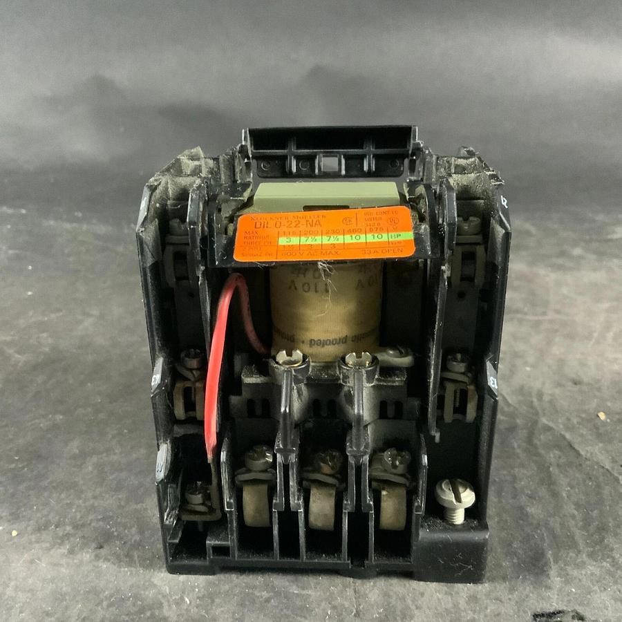 Used KLOCKNER MOELLER DIL0-22-NA CONTACTOR ($50 OBO)