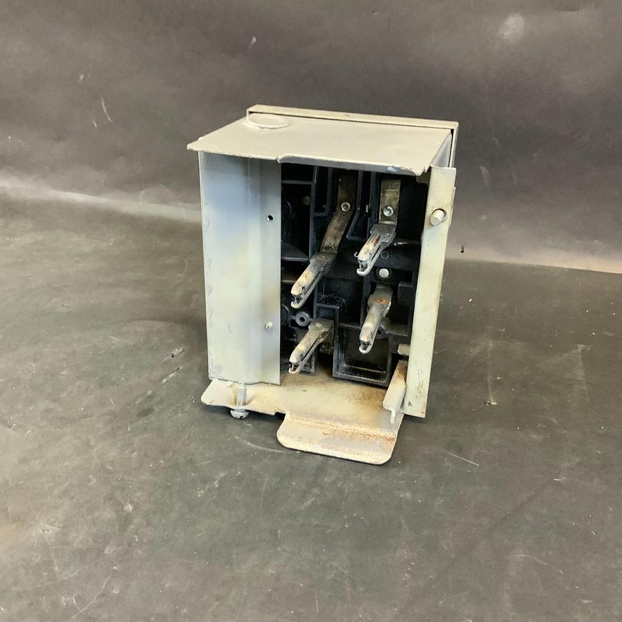Used ITE XEQ450 BUS PLUG ($40 OBO)
