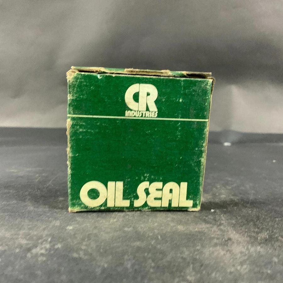 Used CR INDUSTRIES 8774 OIL SEAL ($10 OBO)