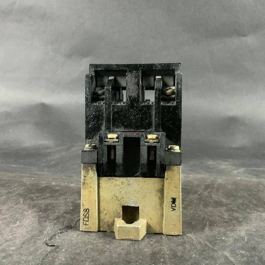 Used ALLEN BRADLEY 700-P200A1 A CONTROL RELAY ($40 OBO)