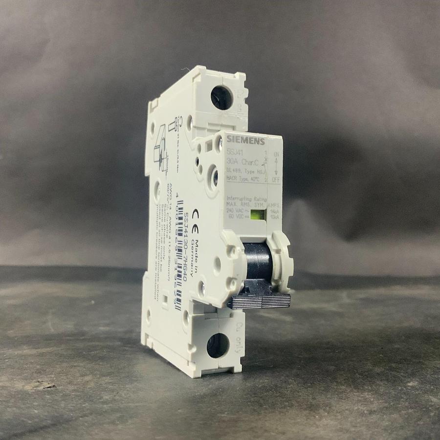 Used SIEMENS 5SJ4130-7HG40 CIRCUIT BREAKER ($25 OBO)