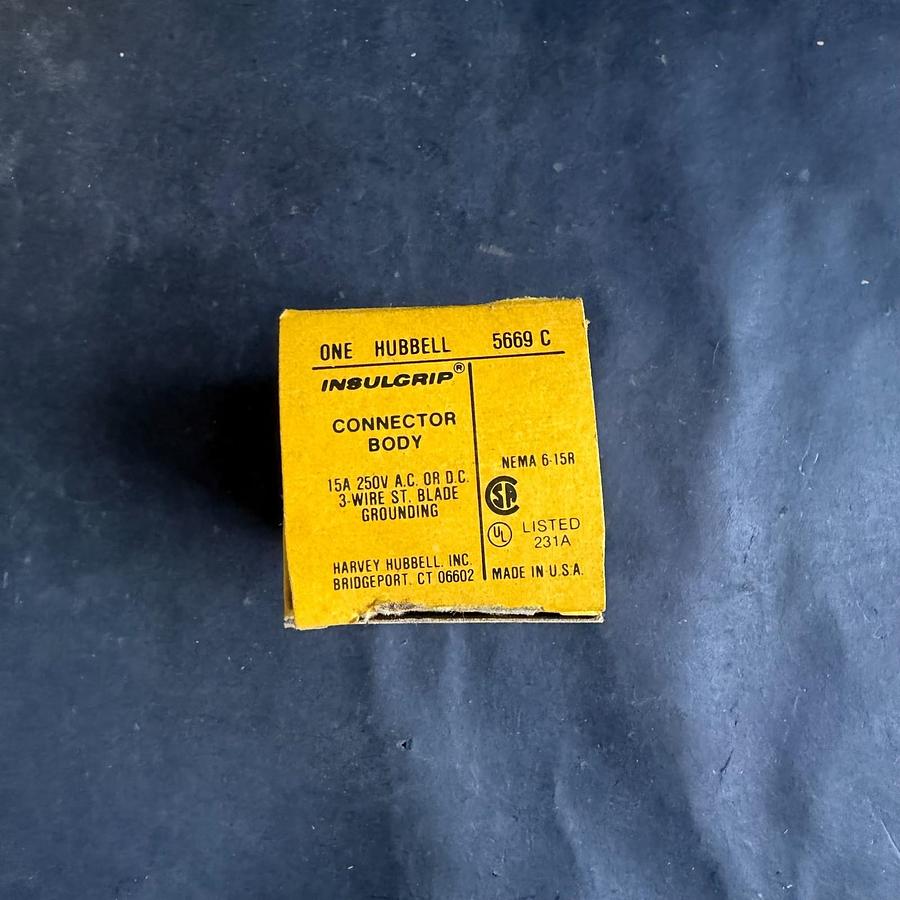 Used HUBBELL 5669C CONNECTOR BODY - SET OF 10