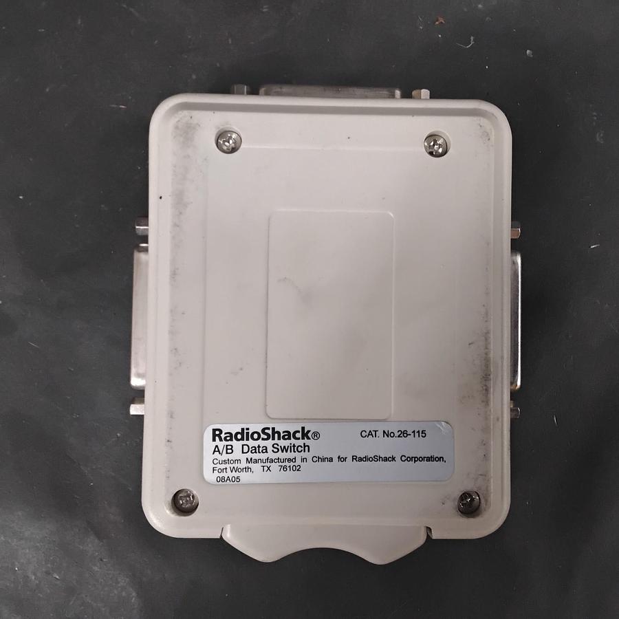Used RADIOSHACK SHIELDED A/B DATA SWITCH 26-115 ($20 OBO)