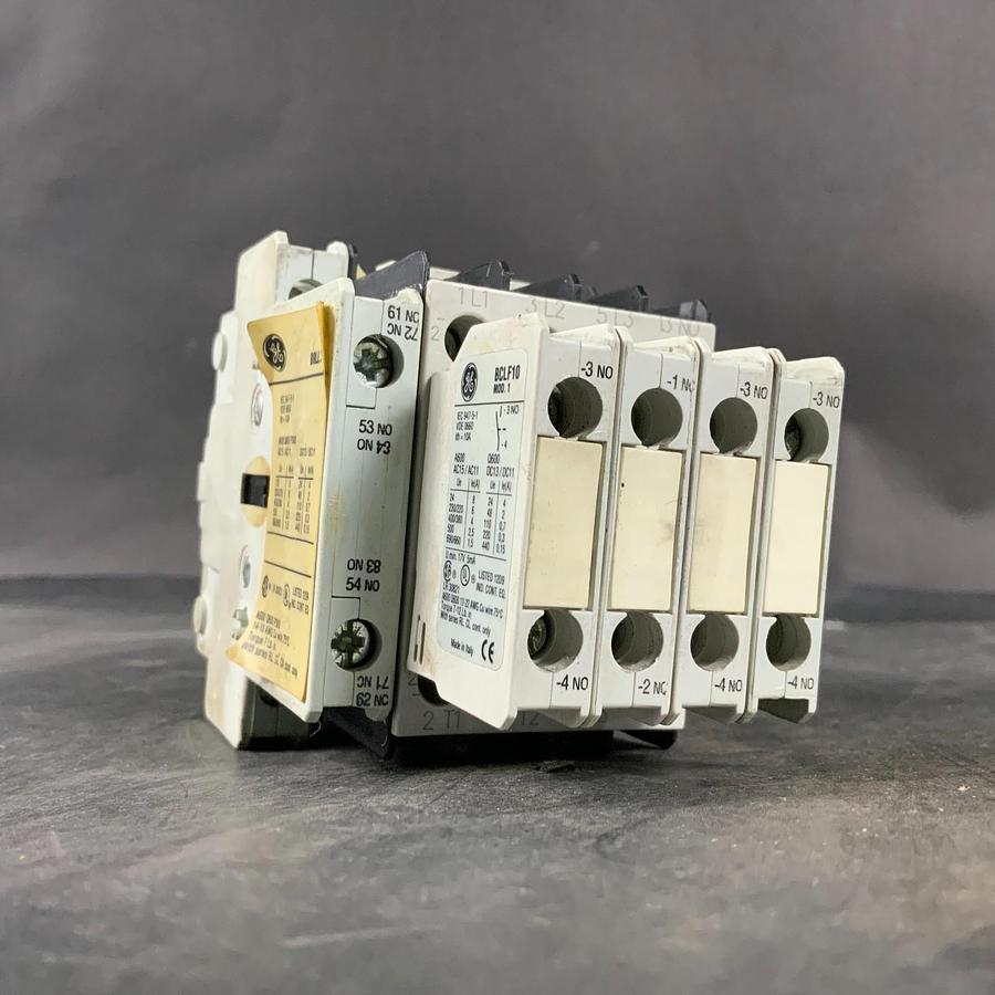 Used GENERAL ELECTRIC CL01A310T CONTACTOR W/ AUX CONTACT ($35 OBO)