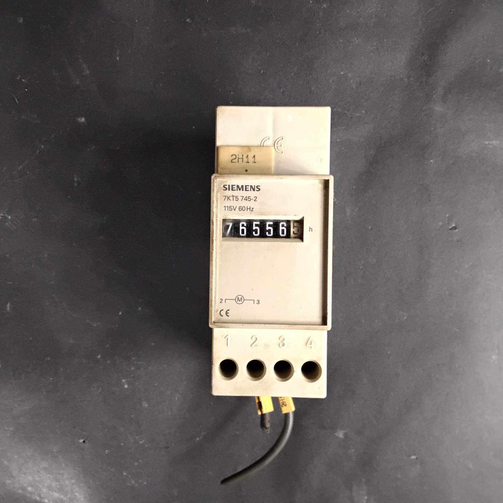 Used SIEMENS 7KT5 745-2 TIME COUNTER ($20 OBO)