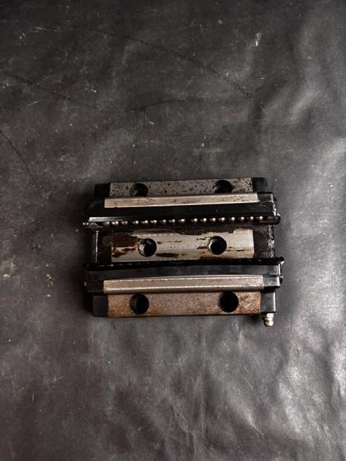 Used THOMSON CG35BABH ACCUGLIDE LINEAR BEARING ($108 OBO)