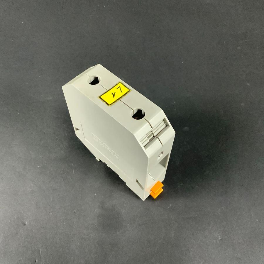 Used PHOENIX CONTACT UKH95 TERMINAL BLOCK ($10 OBO)