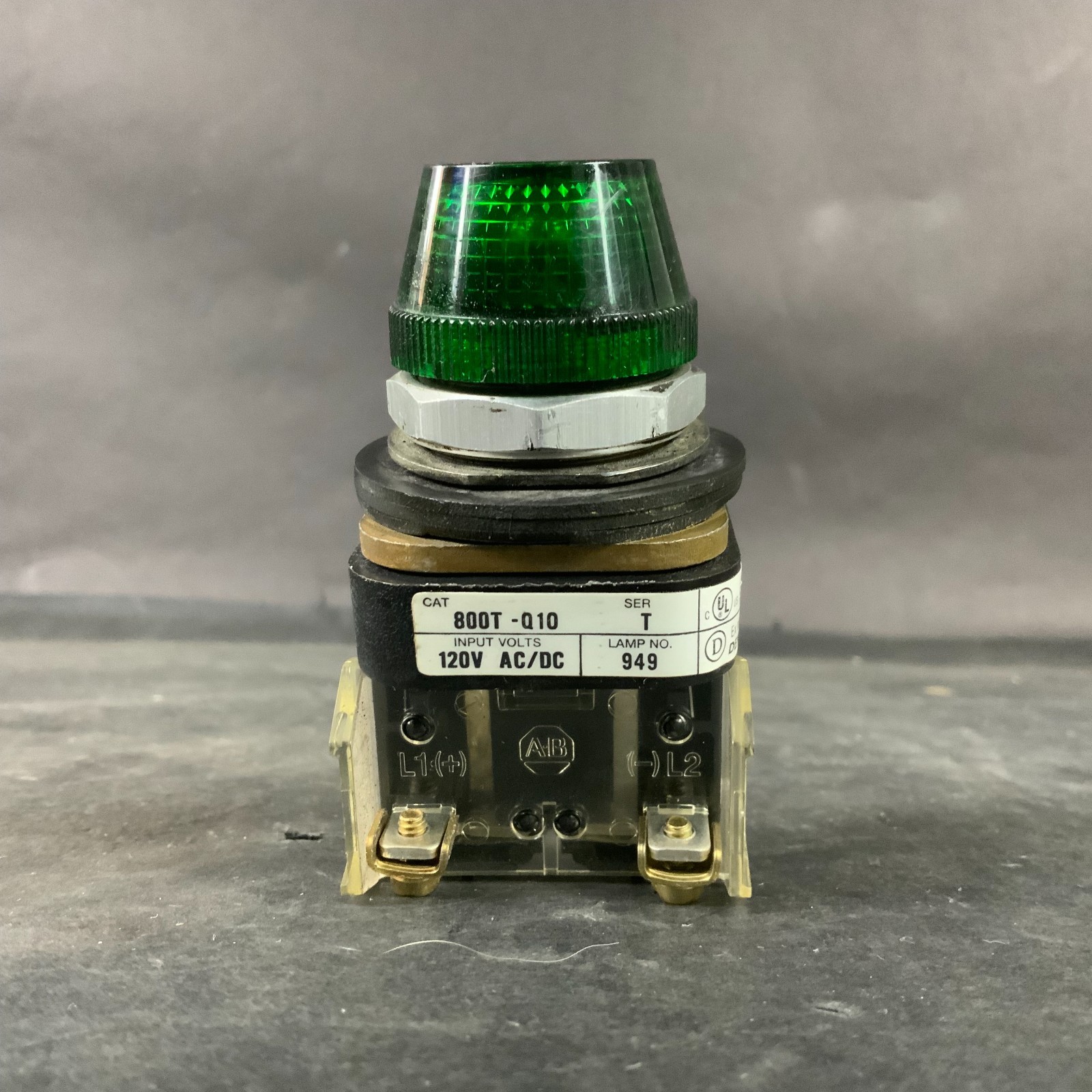 Used ALLEN BRADLEY 800T-Q10 GREEN PILOT LIGHT ($20 OBO)