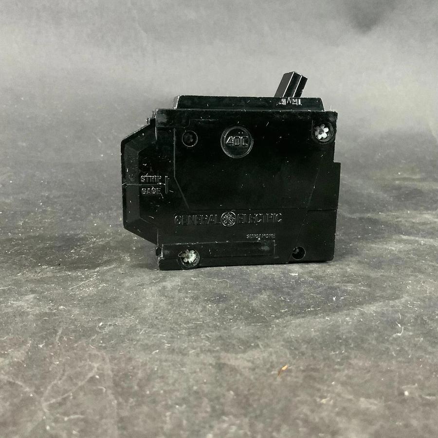 Used GE THQL1120 CIRCUIT BREAKER ($10 OBO)