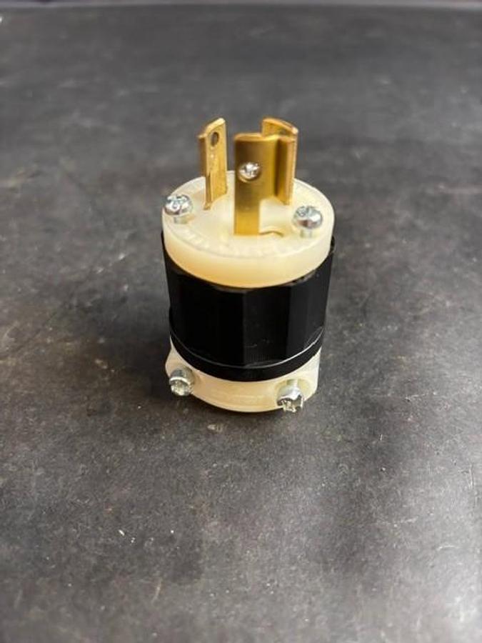 Used LEVITON L6-15 LOCKING SWITCH ($11 OBO)