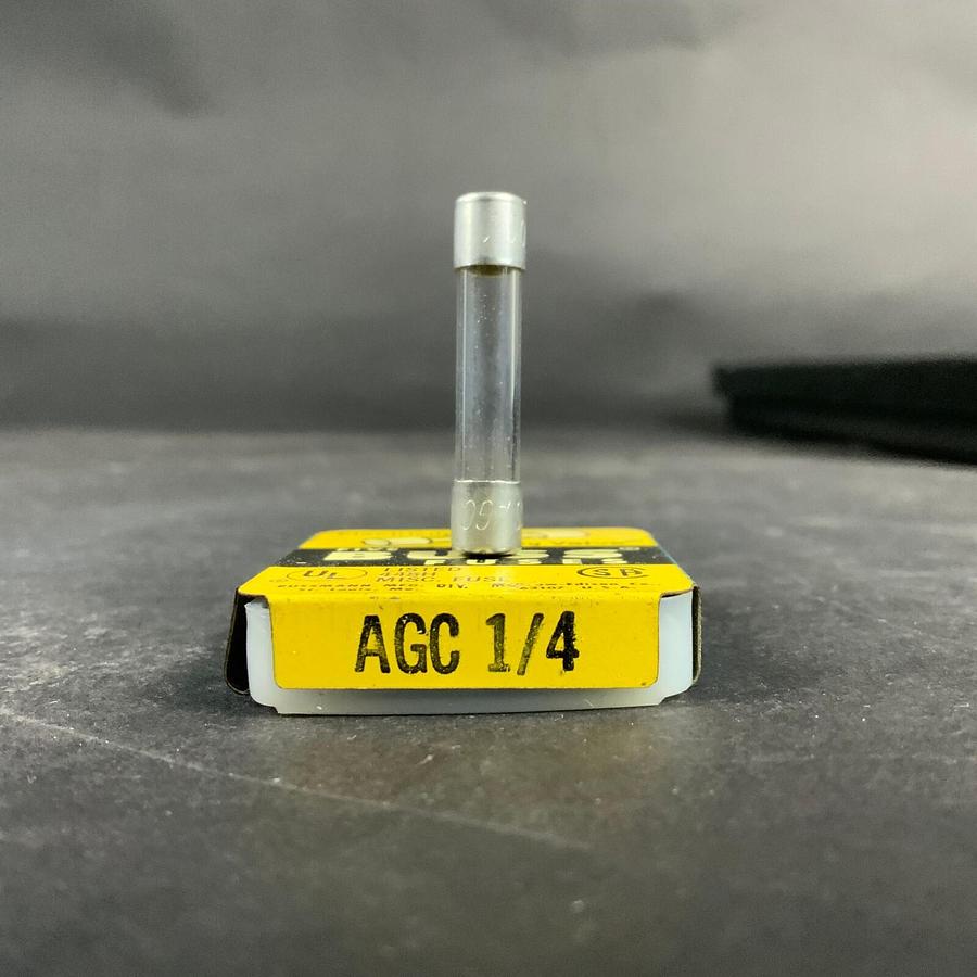 BUSSMANN AGC-1/4 FUSE - SET OF 5 ($6.50 OBO)