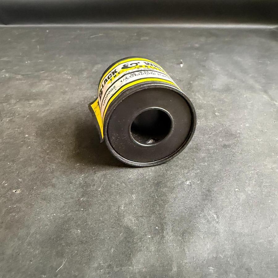 Used BLACK & WHITE 19000002 1/4 GRAPHITE PACKING ($14 OBO)