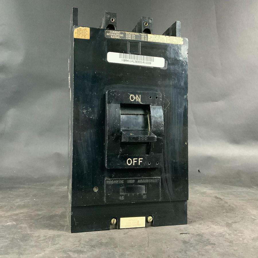 Used SQUARE D LAL36300 CIRCUIT BREAKER ($150 OBO)