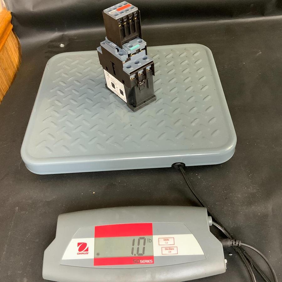 Used SIEMENS 3RT2026-1AK64-3MA0 CONTACTOR ($75 OBO)