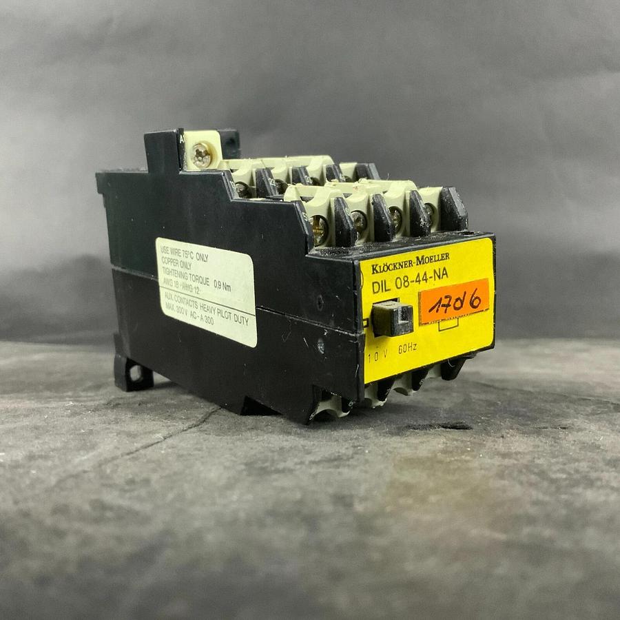 Used KLOCKNER MOELLER DIL08-44-NA CONTACTOR ($30 OBO)