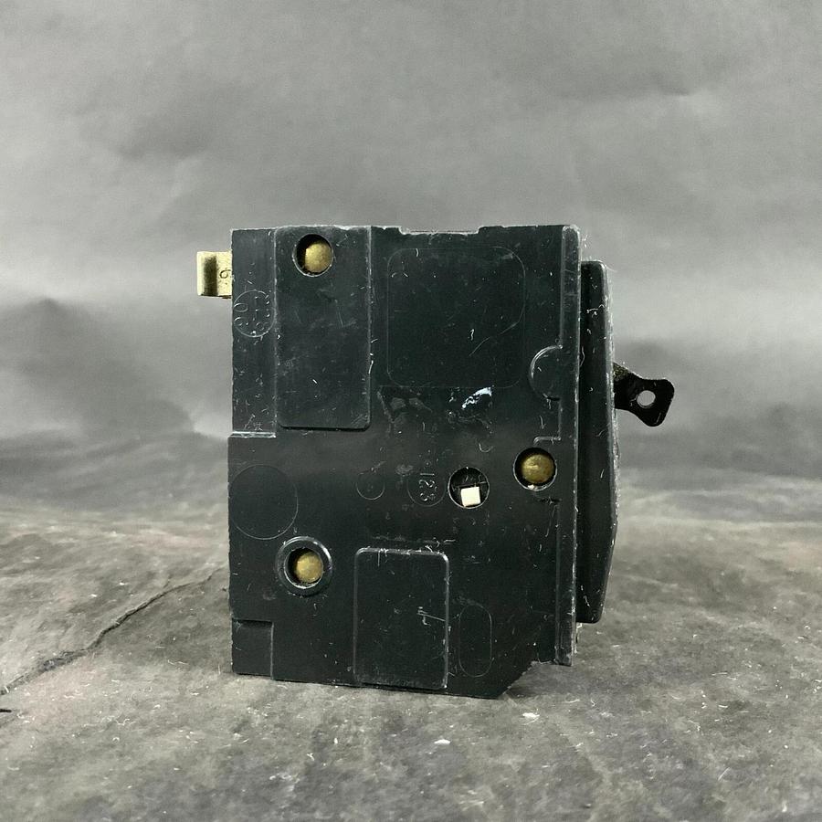 Used SQUARE D L-5663 CIRCUIT BREAKER ($20 OBO)