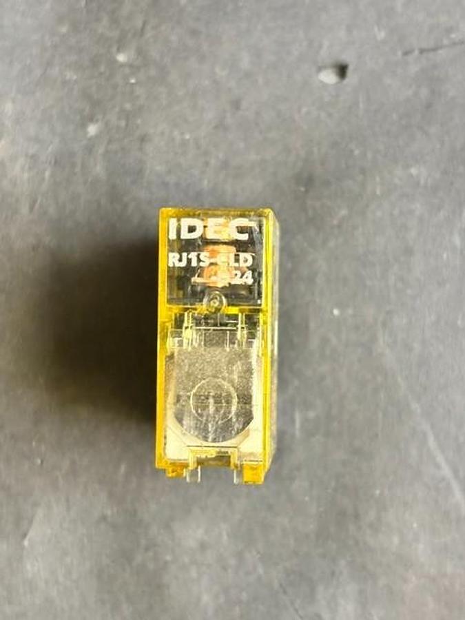 Used IDEC RJ1S-CLD-D24 RELAY