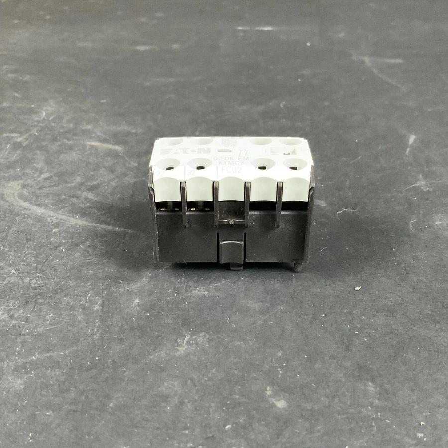 EATON 02DILEM AUXILLARY CONTACT - NEW IN BOX - SET OF 5 ($35 OBO)