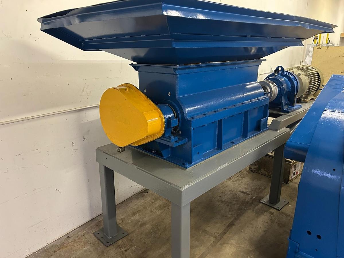 Used Industrial Shredder Machine - Urekus 3400 -50HP ($27,000 OBO)