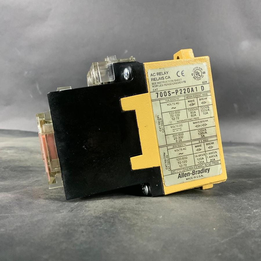 Used ALLEN BRADLEY 700S-P220A1 SER D SAFETY CONTROL RELAY ($30 OBO)