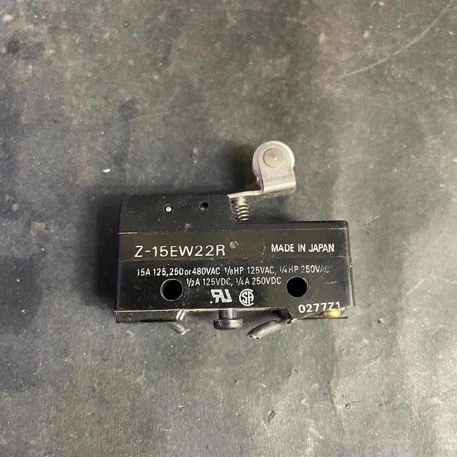 Used OMRON Z-15EW22R MICRO SWITCH