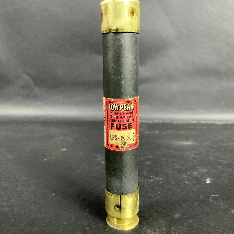 Used BUSSMANN LPS-RK-30 LOW PEAK FUSE ($6 OBO)