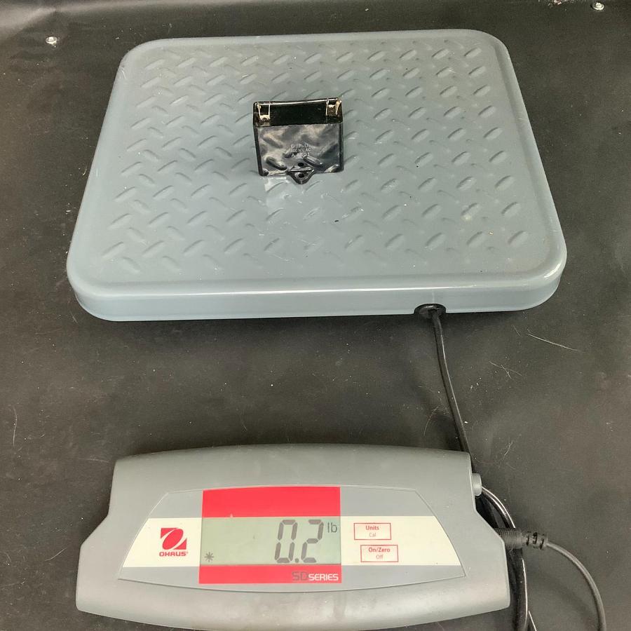 Used Unbranded A1G01 6uF 400VAC MOTOR RUN CAPACITOR ($10 OBO)
