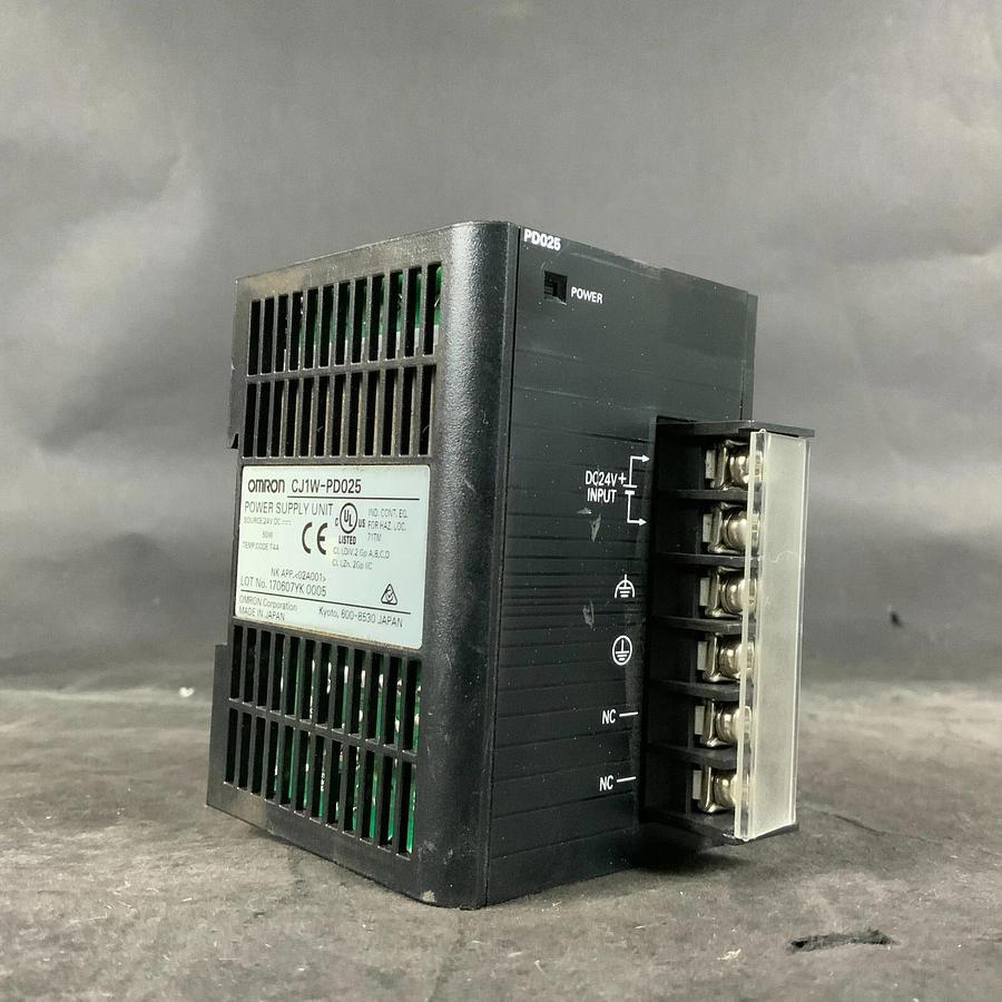 Used OMRON CJ1W-PD025 PRESSURE SUPPLY ($35 OBO)