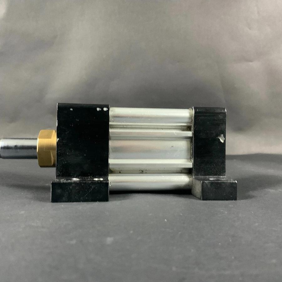 Used PARKER 2.00C4MA2UV18A01.00 PNEUMATIC CYLINDER ($160 OBO)