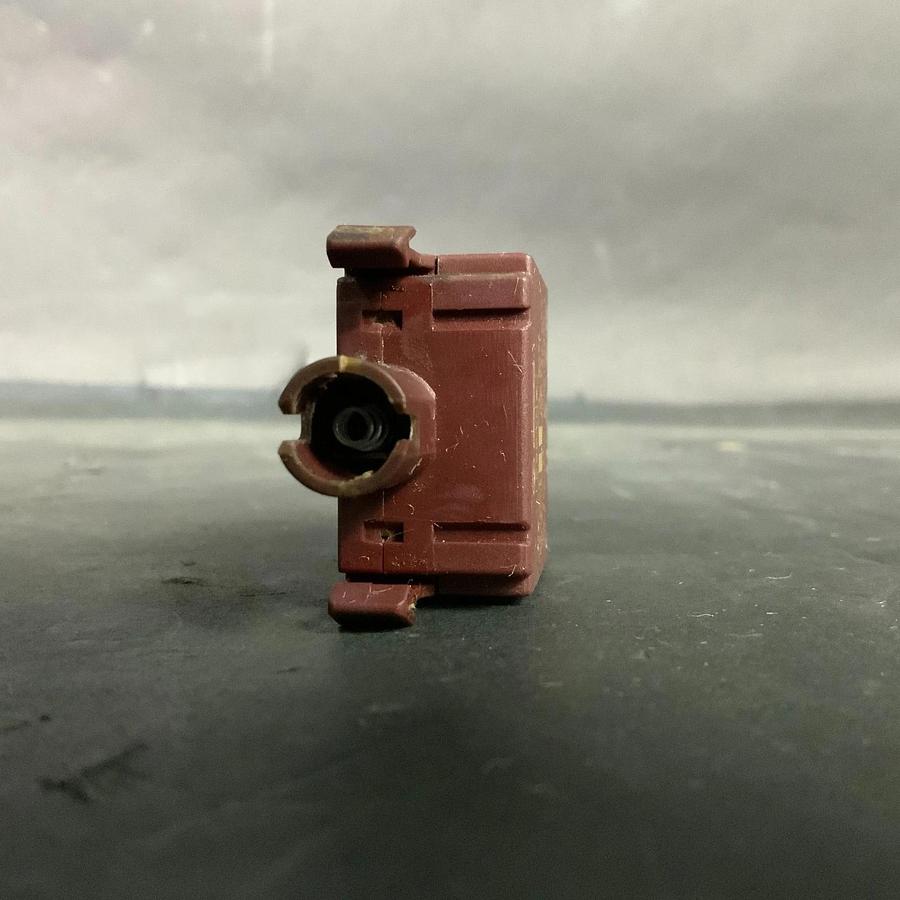 Used CEMA P9PTNVJ SWITCH PART LAMP MODULE ($15 OBO)