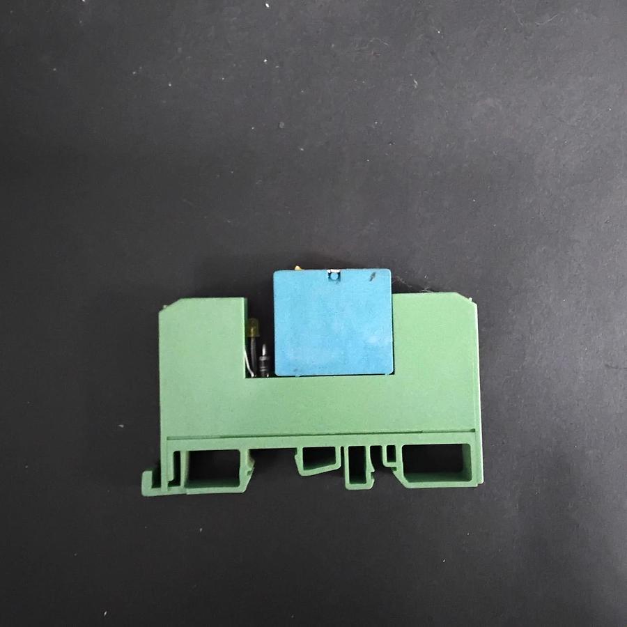 Used PHOENIX CONTACT EMG 10-REL/KSR-G 24/1-LC RELAY MODULE ($15 OBO)