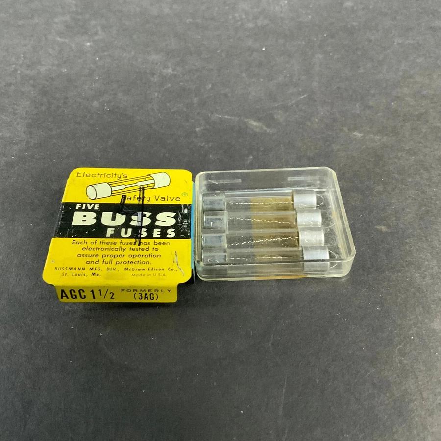 BUSSMANN AGC 1 1/2 (3AG) - SET OF 4 ($5 OBO)