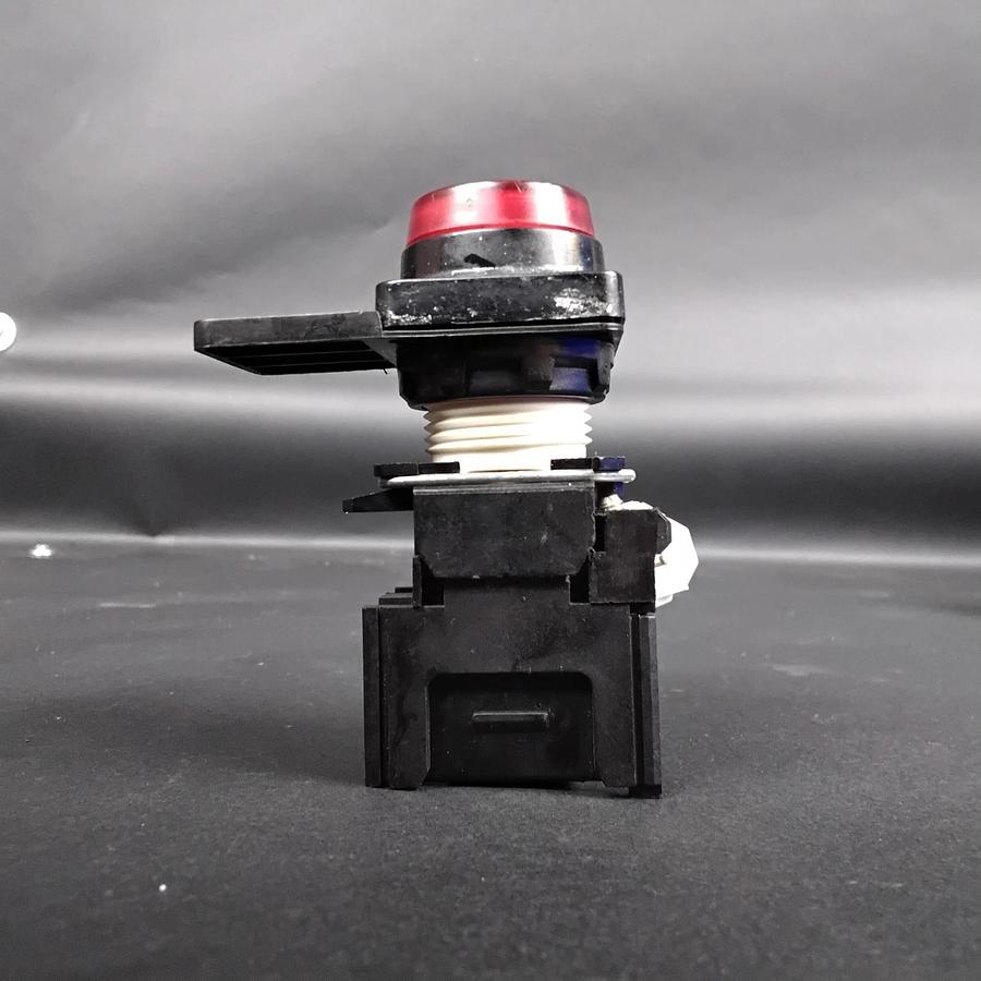 Used TELEMECANIQUE DFSN RED PILOT LIGHT ($10 OBO)