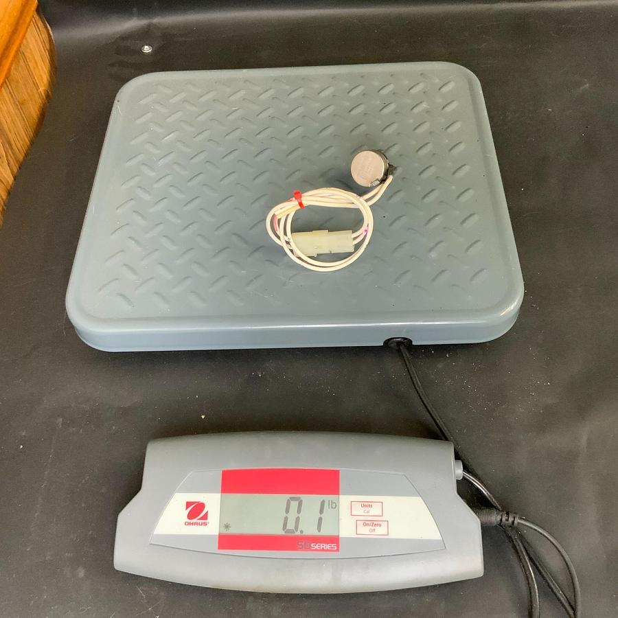 Used ETI SYSTEM RV4NAYSD102A POTENTIOMETER ($20 OBO)
