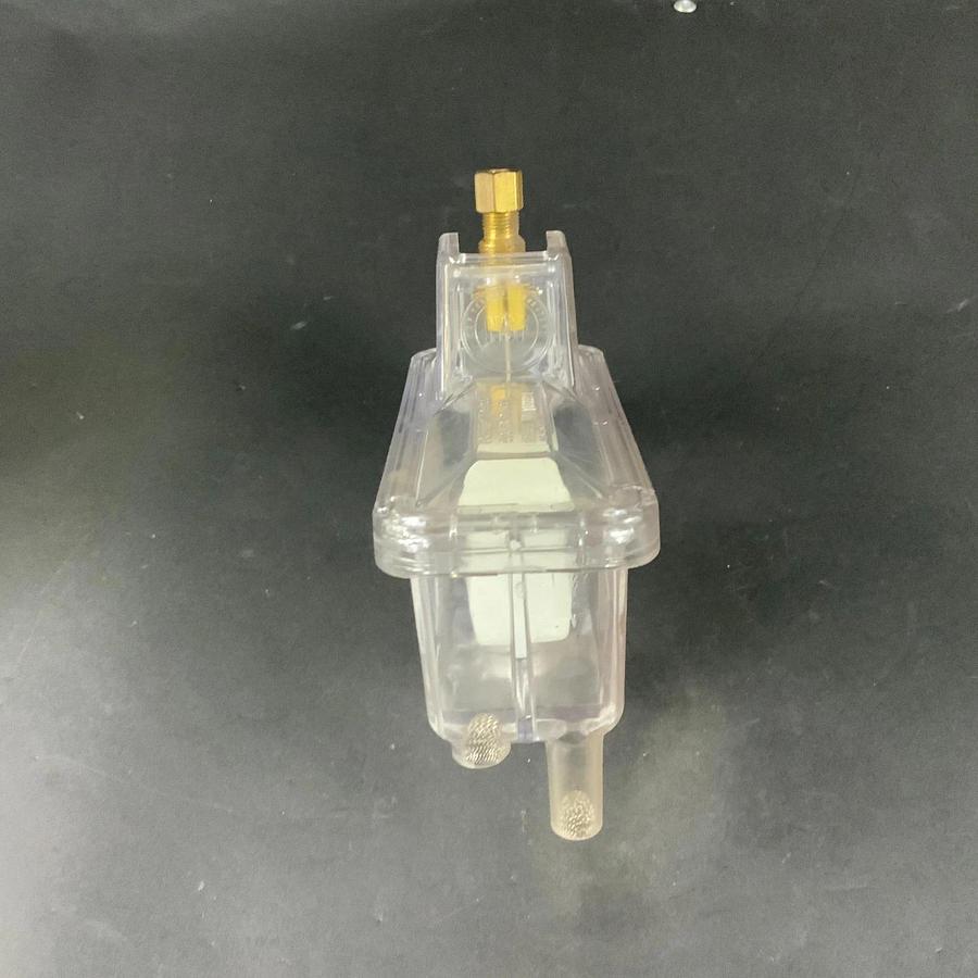 Used ROBERT MFG 107221 HYDAULIC RESERVOIR ASSEMBLY ($45 OBO)