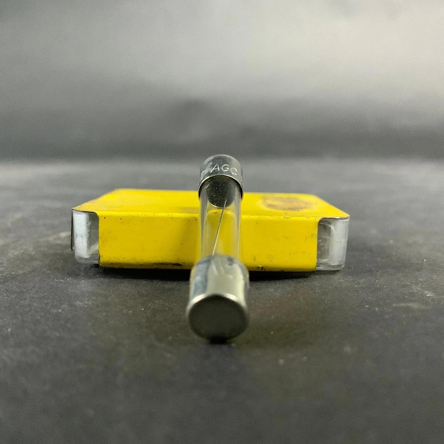 BUSSMANN AGC-15 FUSE - SET OF 5 ($6.50 OBO)
