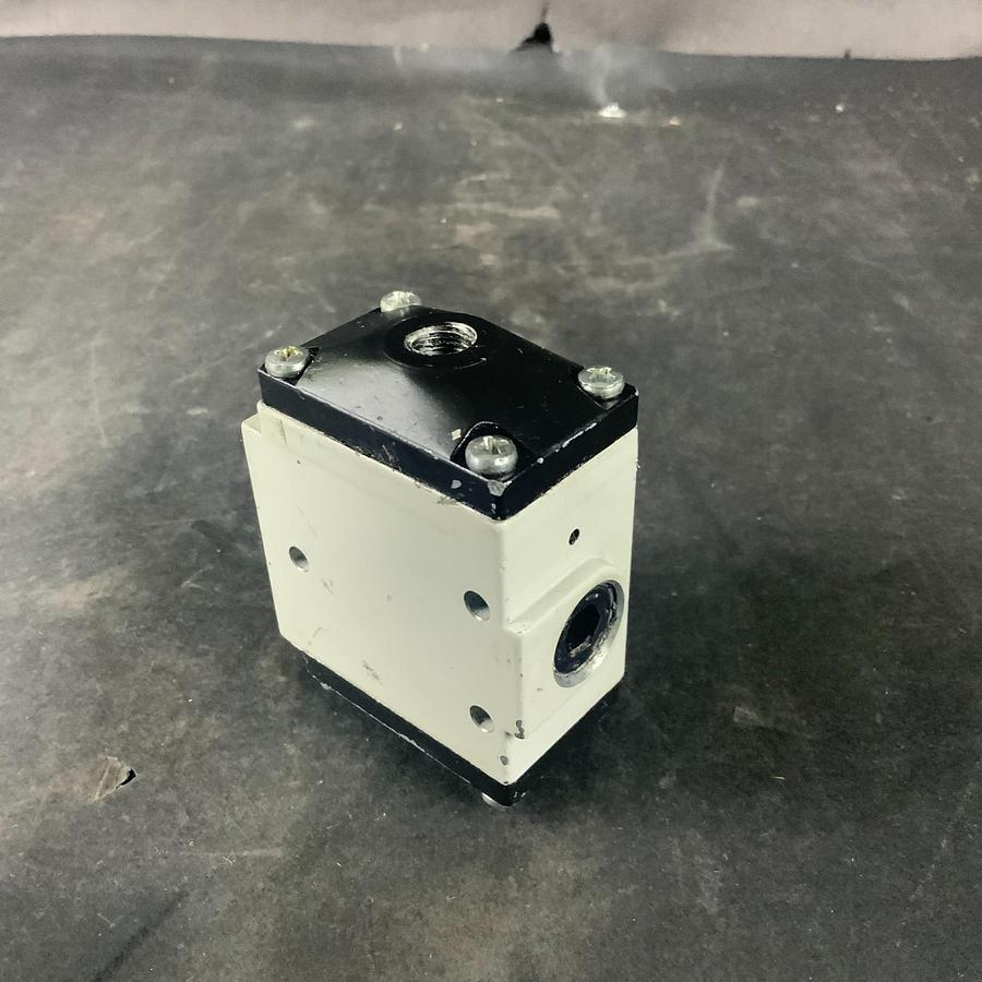 Used NUMATICS NAF260600N14AO SOLENOID VALVE ($35 OBO)