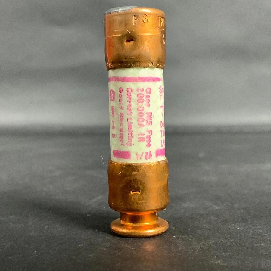 FERRAZ SHAWMUT TRI-ONIC TR1/2R FUSE - SET OF 7 ($21 OBO)