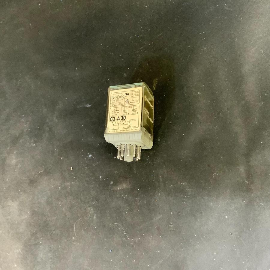 Used TURCK RELECO C3-A30 220VAC RELAY ($10 OBO)
