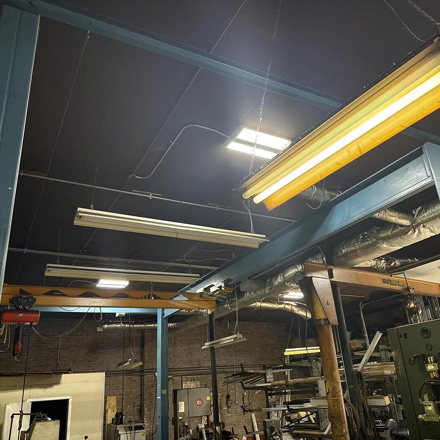 Used FREESTANDING 2 TON BRIDGE CRANE 13'Tx24'Lx12.6'W - W/2 TON CM HOIST ($15000 OBO)