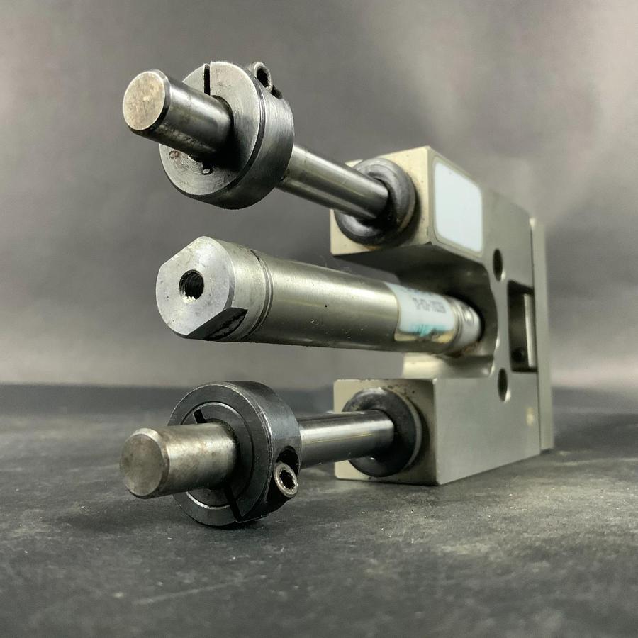 Used NUMATICS 0563D01-02A-03 PNEUMATIC LINEAR ACTUATOR ($60 OBO)