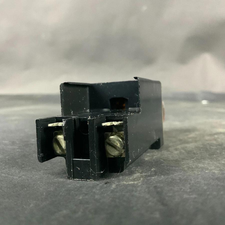 Used ALLEN BRADLEY 800MR-P16S SERIES D ORANGE PILOT LIGHT ($15 OBO)